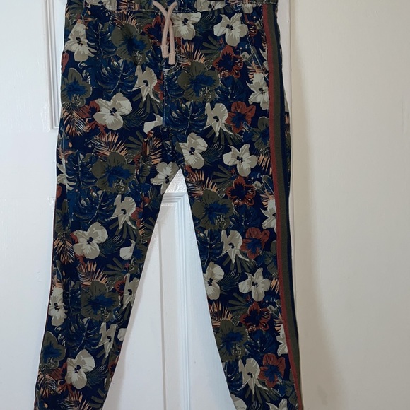 Casual jogging pants - Picture 3 of 3